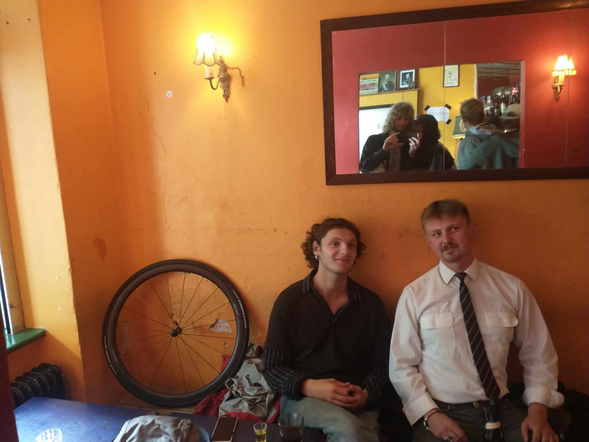 Peloton riding through town – 2024